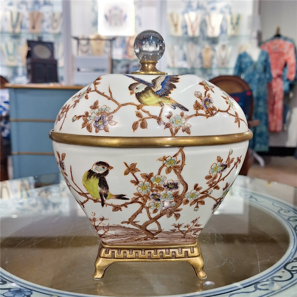 Danny's Fine Porcelain Home Decor Danny's Fine Porcelain Box With Bronze - Xiamena 60323