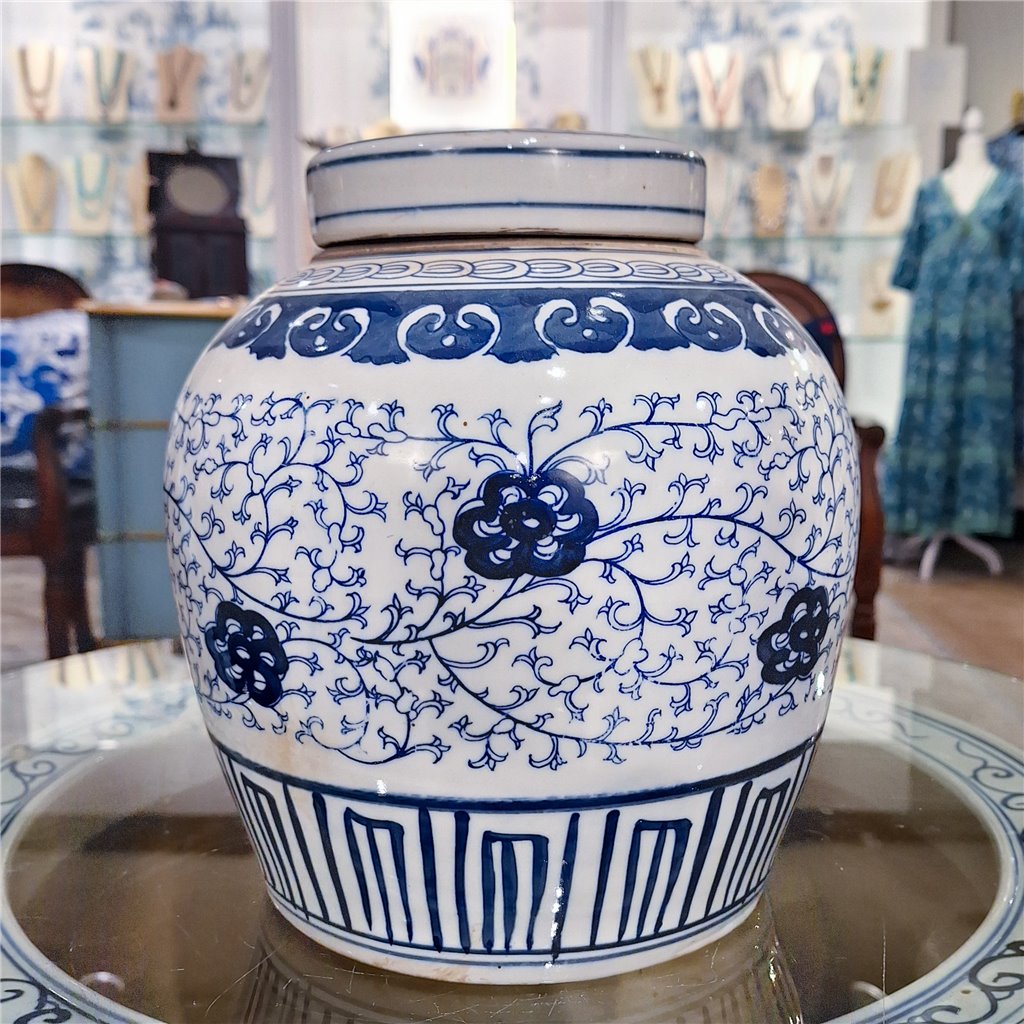 Danny's Fine Porcelain Home Decor Danny's Fine Porcelain Bulb Jar - Flowers - Blue & White Classic