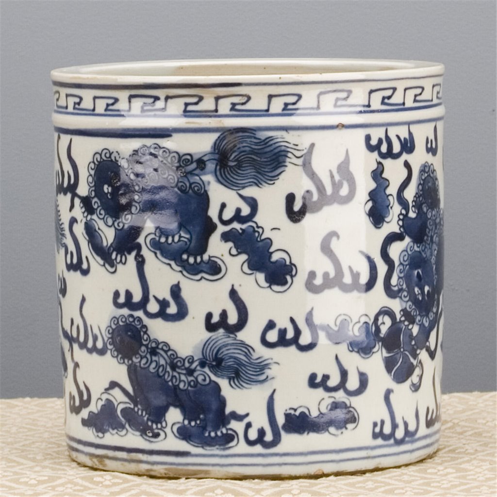Danny's Fine Porcelain Home Decor Danny's Fine Porcelain Classic Pot- Blue & White Kirin