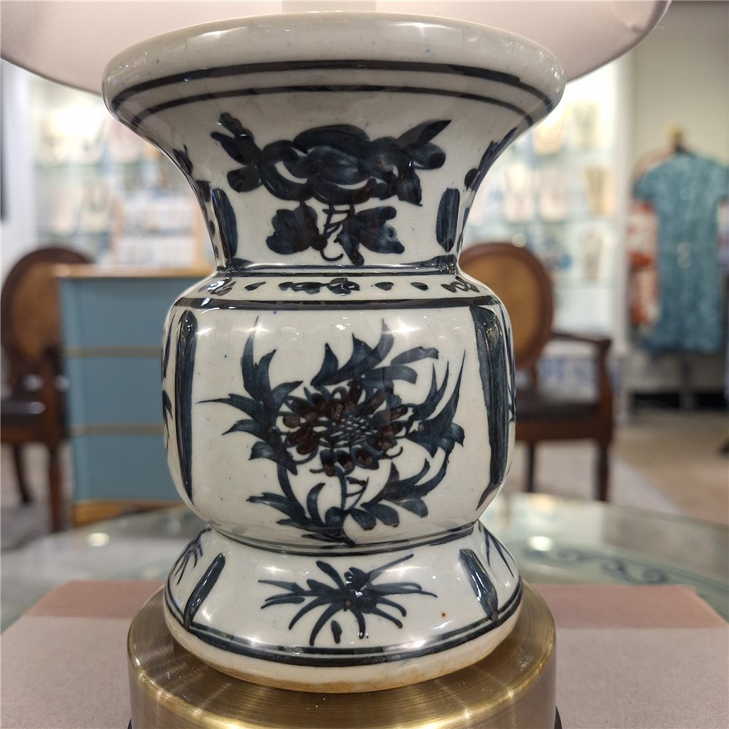 Danny's Fine Porcelain Home Decor Danny's Fine Porcelain Cordless Battery Rechargable Touch Antiqued Black Vase Lamp (Min 2)