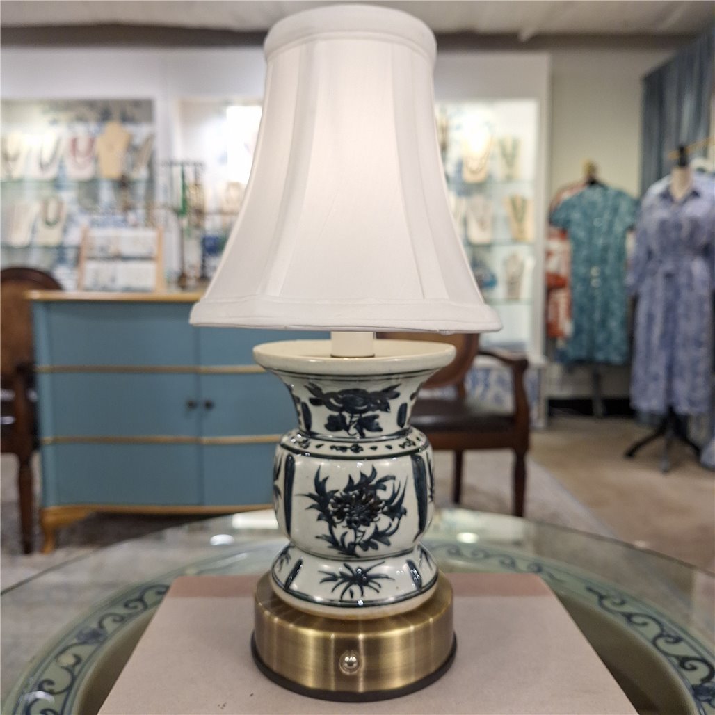 Danny's Fine Porcelain Home Decor Danny's Fine Porcelain Cordless Battery Rechargable Touch Antiqued Black Vase Lamp (Min 2)