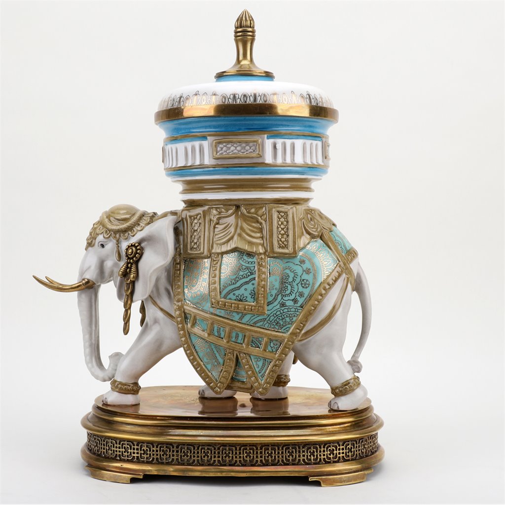 Danny's Fine Porcelain Home Decor Danny's Fine Porcelain Elephant Statue With Lidded Box 60372