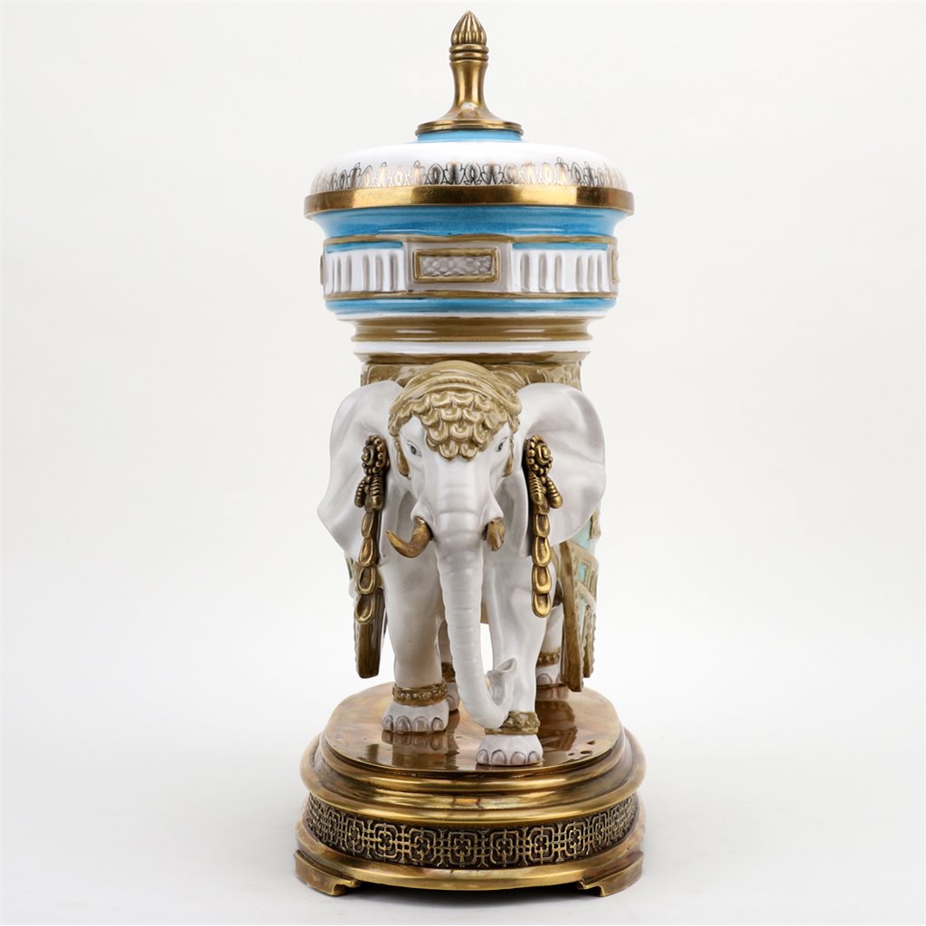 Danny's Fine Porcelain Home Decor Danny's Fine Porcelain Elephant Statue With Lidded Box 60372