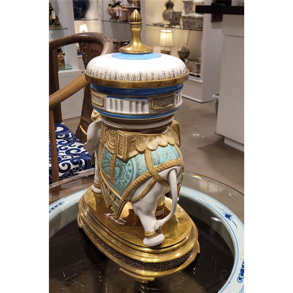 Danny's Fine Porcelain Home Decor Danny's Fine Porcelain Elephant Statue With Lidded Box 60372
