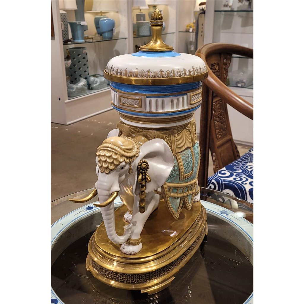 Danny's Fine Porcelain Home Decor Danny's Fine Porcelain Elephant Statue With Lidded Box 60372