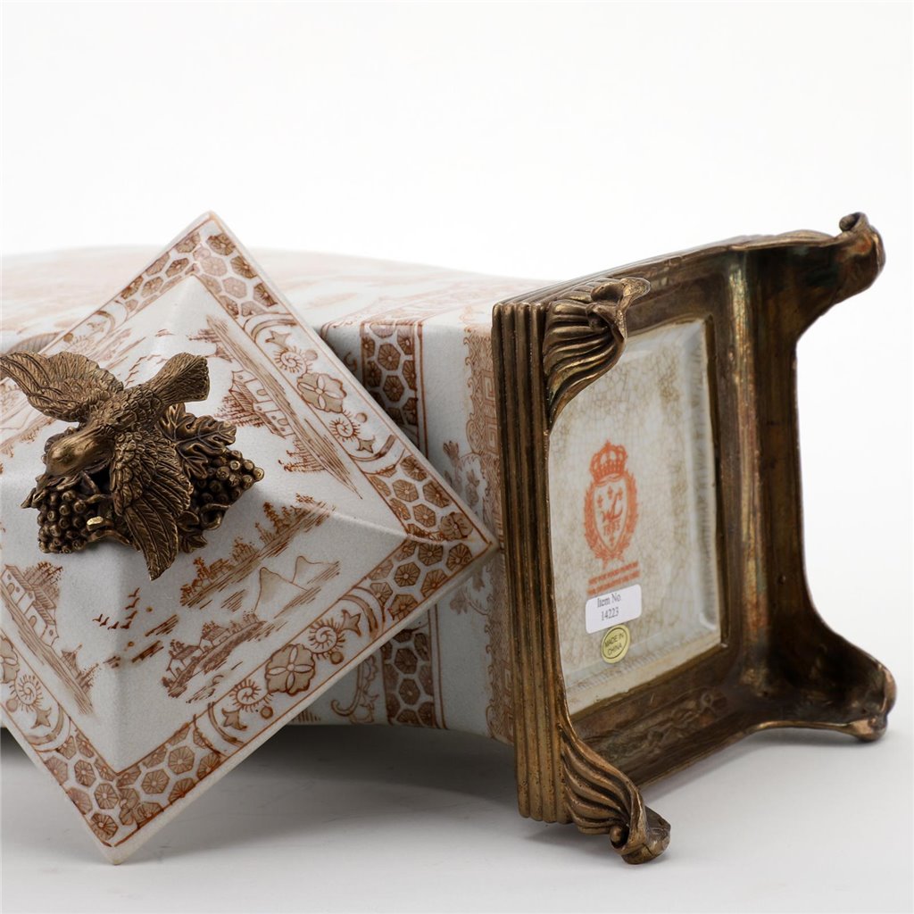 Danny's Fine Porcelain Home Decor Danny's Fine Porcelain Jar 14223