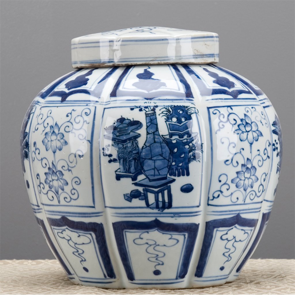 Danny's Fine Porcelain Home Decor Danny's Fine Porcelain Jar 50531
