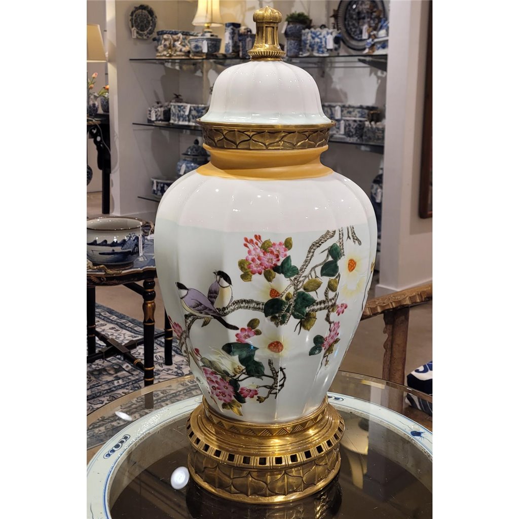 Danny's Fine Porcelain Home Decor Danny's Fine Porcelain Jar 60378