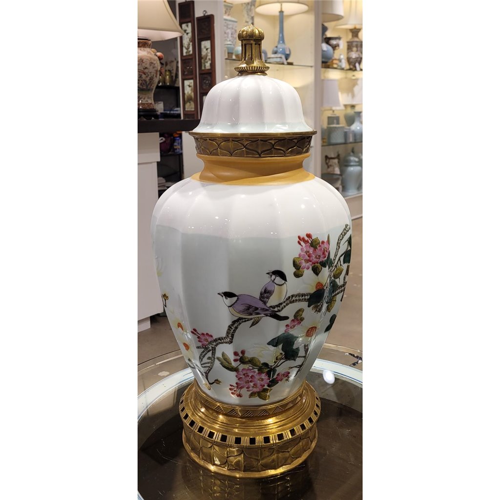 Danny's Fine Porcelain Home Decor Danny's Fine Porcelain Jar 60378