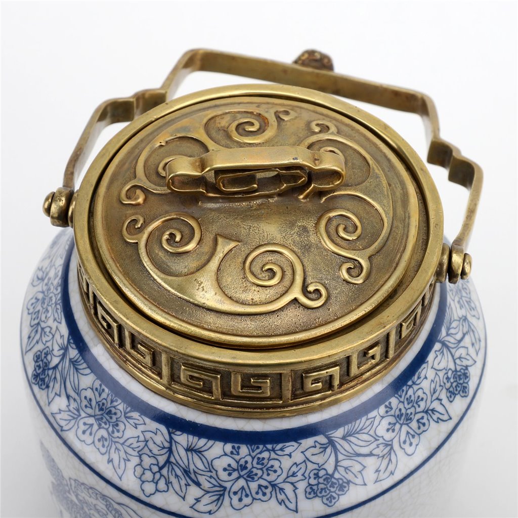Danny's Fine Porcelain Home Decor Danny's Fine Porcelain Jar 60390