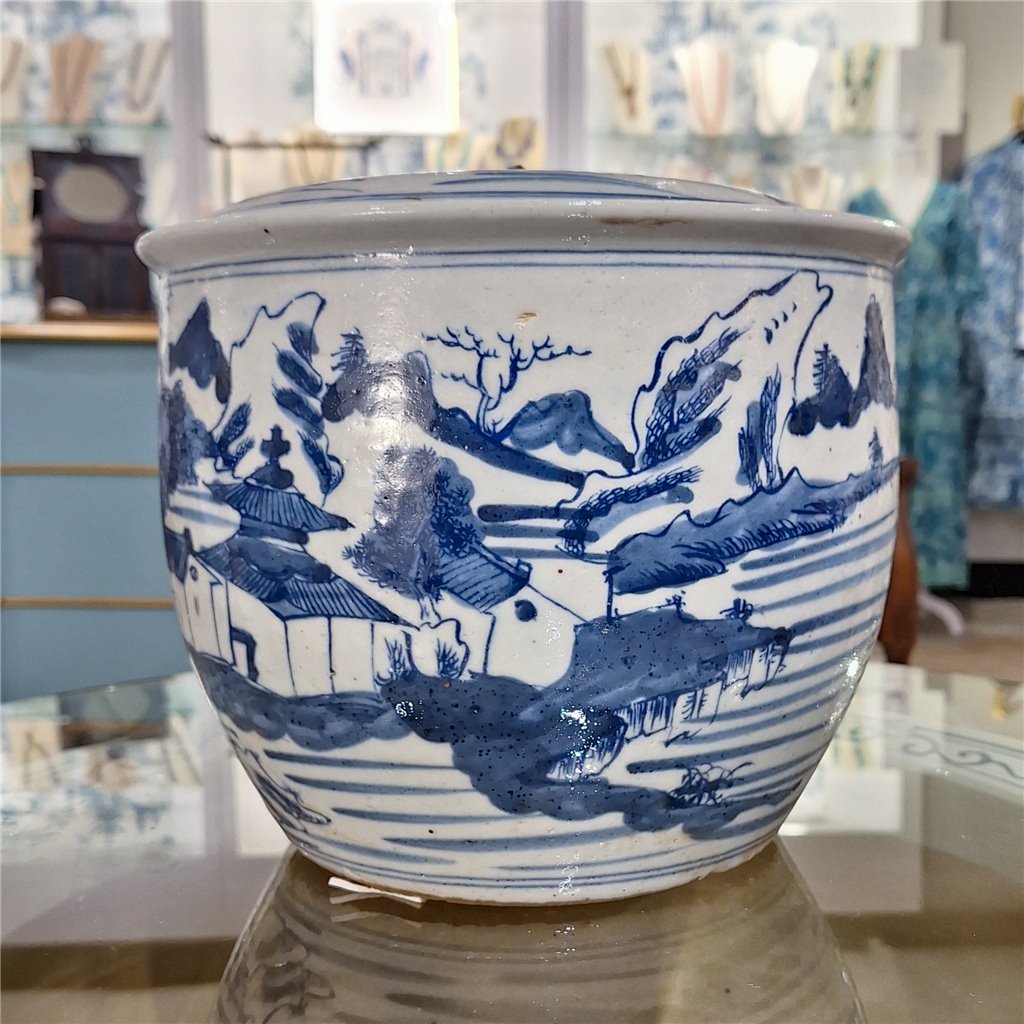 Danny's Fine Porcelain Home Decor Danny's Fine Porcelain Lidded Box 50707