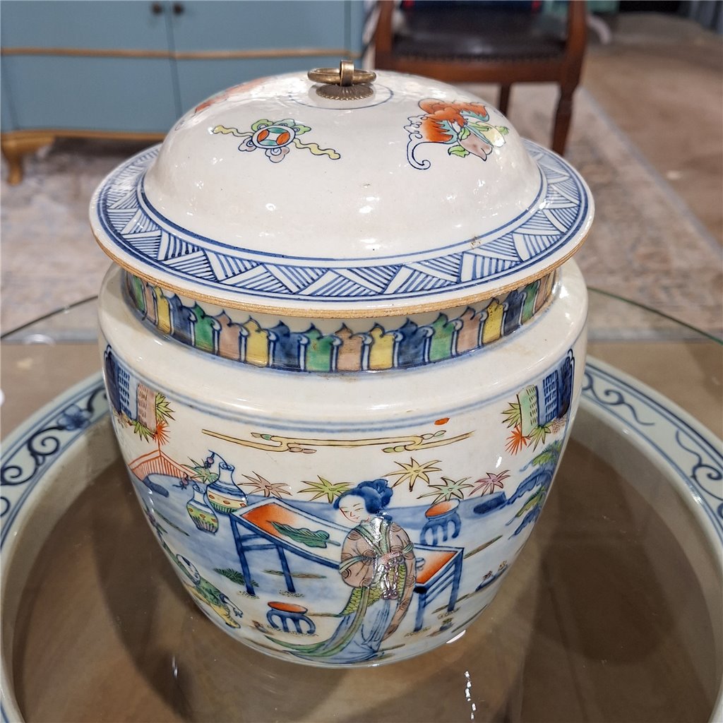 Danny's Fine Porcelain Home Decor Danny's Fine Porcelain Lidded Box -Beauties 50441