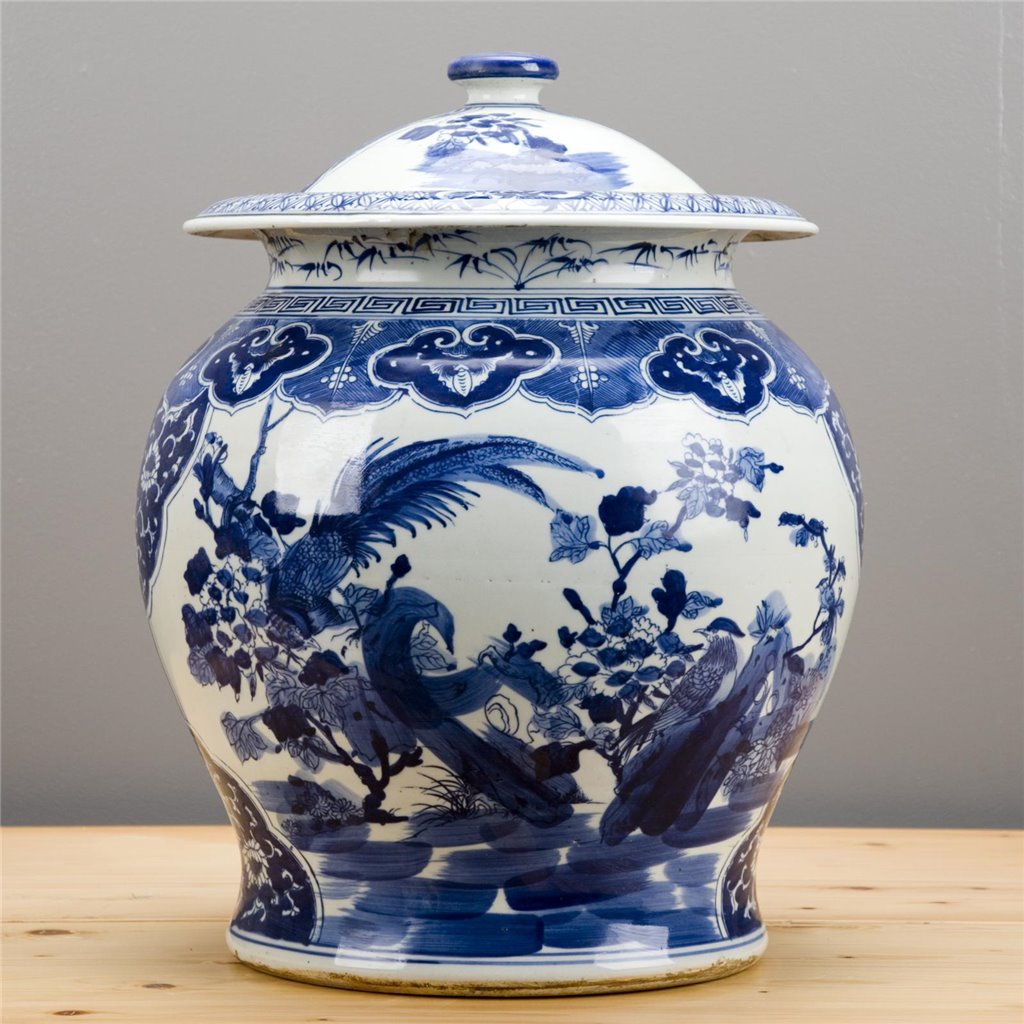 Danny's Fine Porcelain Home Decor Danny's Fine Porcelain Lidded Jar 50571