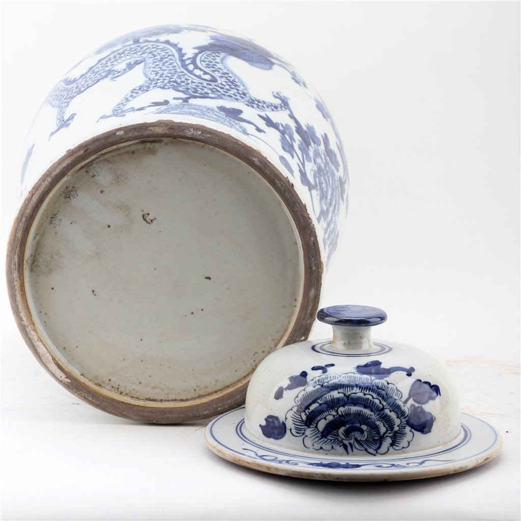 Danny's Fine Porcelain Home Decor Danny's Fine Porcelain Lidded Temple Jar - Floral And Dragons - Blue And White Classic 50874