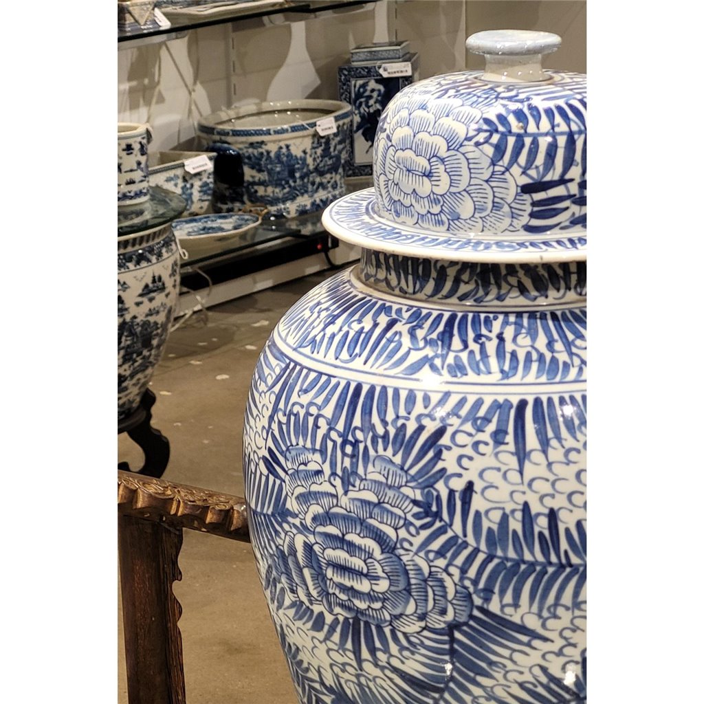 Danny's Fine Porcelain Home Decor Danny's Fine Porcelain Lidded Temple Jar - Floral - Blue And White Classic 50068