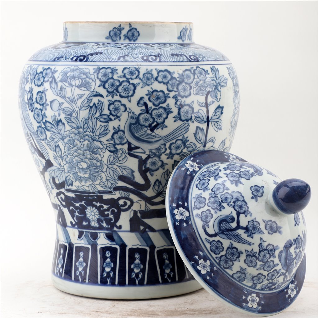 Danny's Fine Porcelain Home Decor Danny's Fine Porcelain Lidded Warrier Jar - Florals - Blue And White Classic 50847