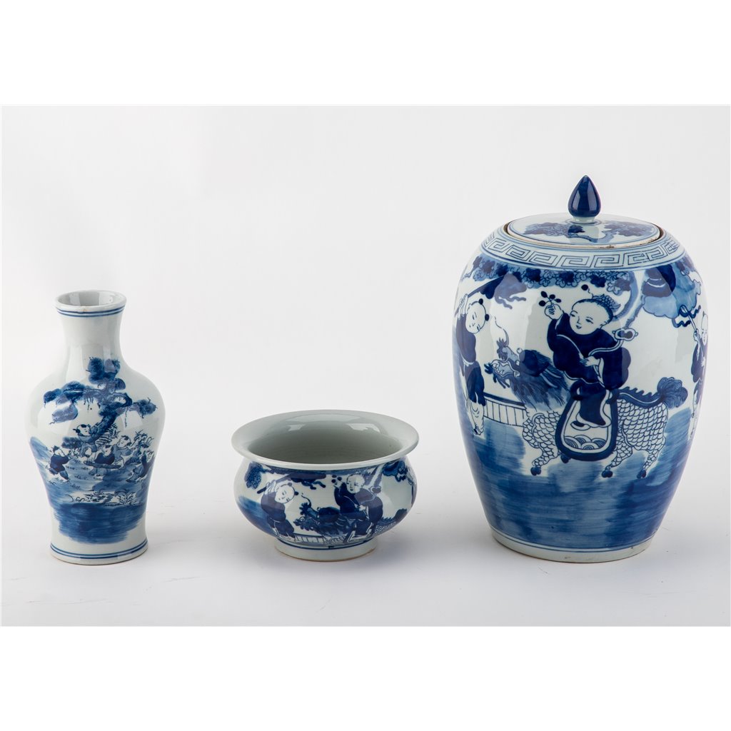 Danny's Fine Porcelain Home Decor Danny's Fine Porcelain Melon Jar- Blue and White Children