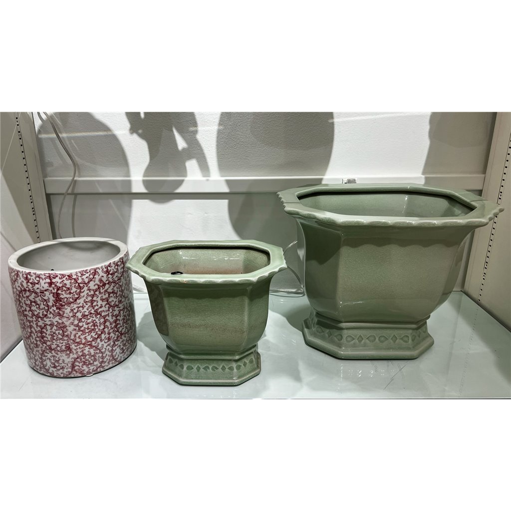 Danny's Fine Porcelain Home Decor Danny's Fine Porcelain Octagonal Footed Planter - Light Green (large)