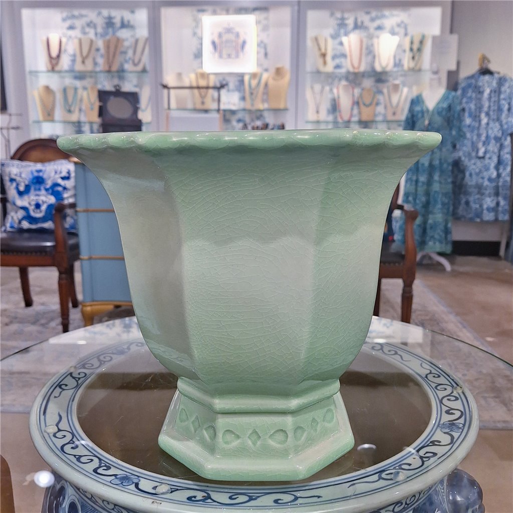 Danny's Fine Porcelain Home Decor Danny's Fine Porcelain Octagonal Footed Planter - Light Green (large)