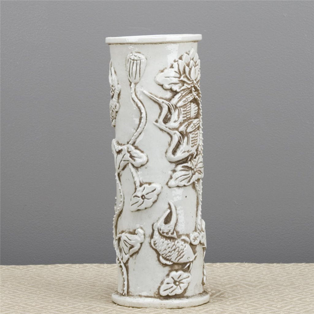 Danny's Fine Porcelain Home Decor Danny's Fine Porcelain Porcelain Carved Vase - White Floral (classic)