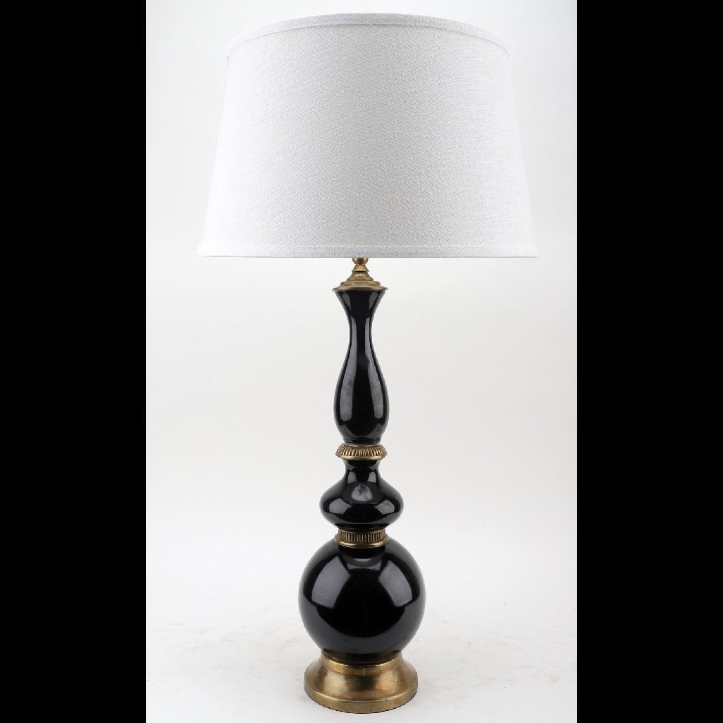 Danny's Fine Porcelain Home Decor Danny's Fine Porcelain Porcelain Lamp with Shade - CLOSEOUT