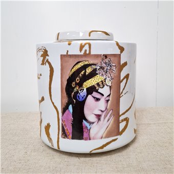 Danny's Fine Porcelain Home Decor Danny's Fine Porcelain Porcelain Round Jar Portrait Iii - B672 - CLOSEOUT SAMPLE SALE