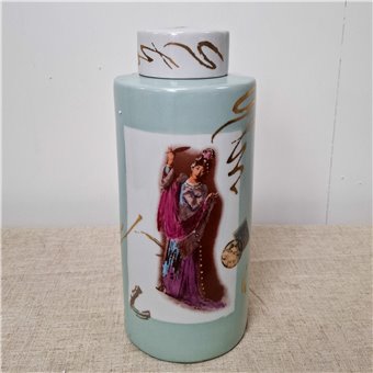 Danny's Fine Porcelain Home Decor Danny's Fine Porcelain Porcelain Round Jar Portrait Iii - B876 - CLOSEOUT SAMPLE SALE