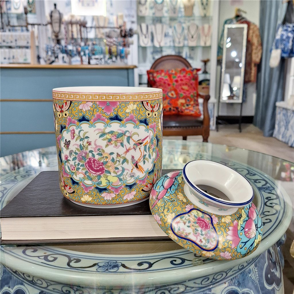Danny's Fine Porcelain Home Decor Danny's Fine Porcelain Porcelain Round Tissue Box In Rose Medallion Canton