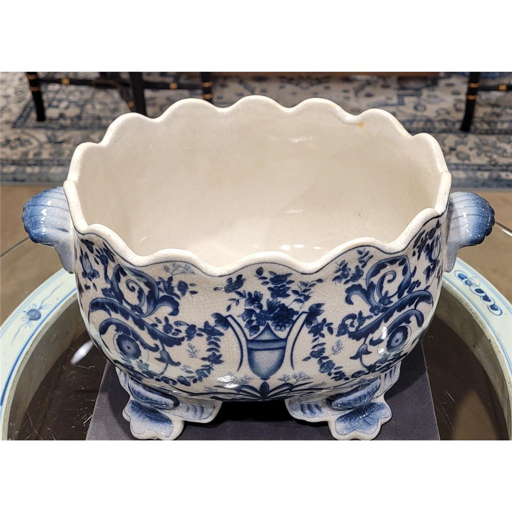 Danny's Fine Porcelain Home Decor Danny's Fine Porcelain Porcelain Scallop Edged Basin - Casey Azure 13971
