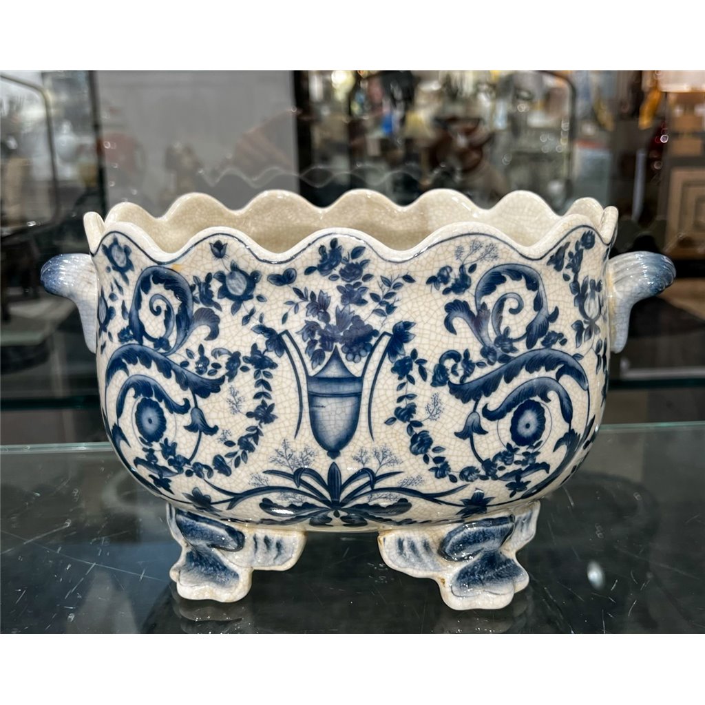 Danny's Fine Porcelain Home Decor Danny's Fine Porcelain Porcelain Scallop Edged Basin - Casey Azure 13971