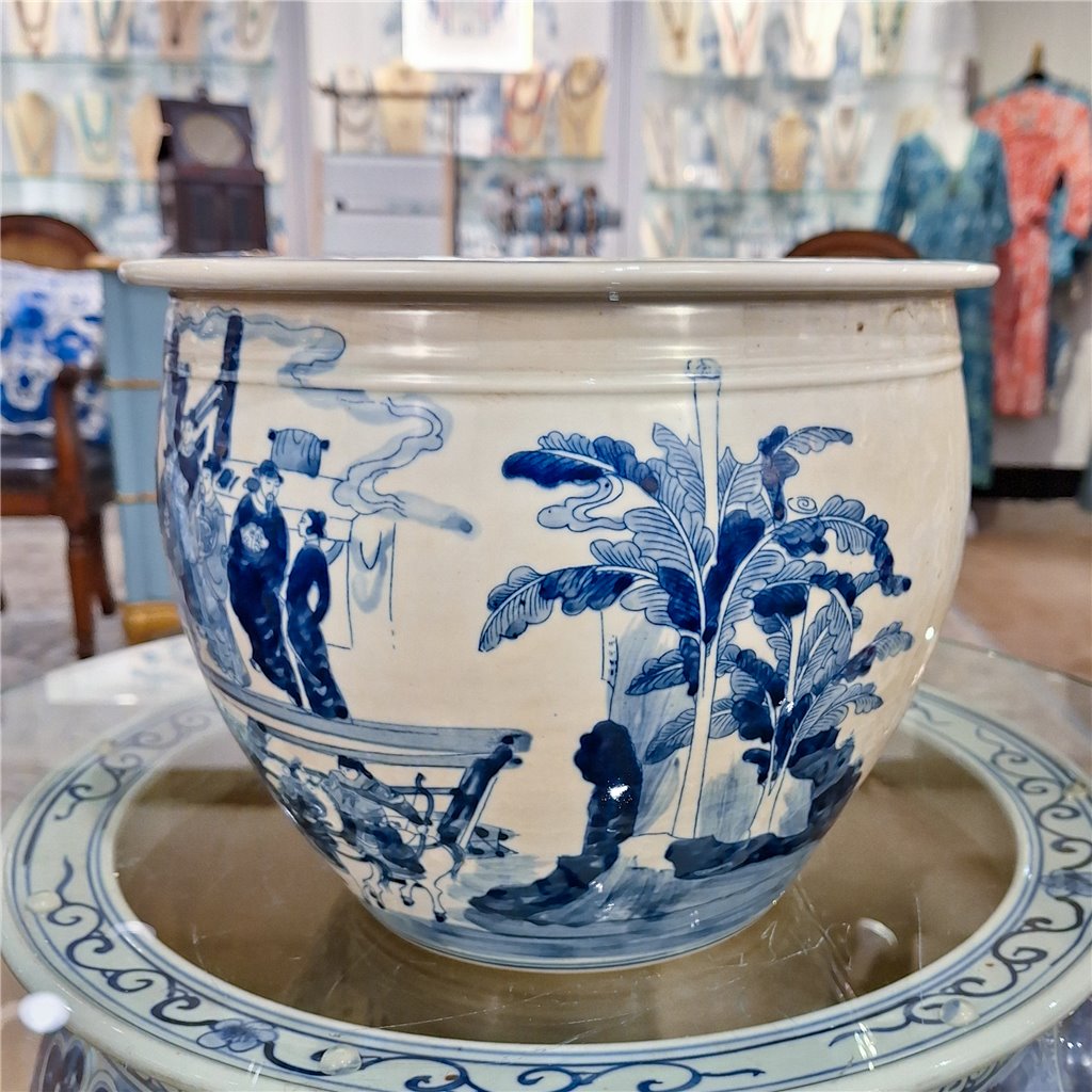 Danny's Fine Porcelain Home Decor Danny's Fine Porcelain Round Planter - Classic Blue & White