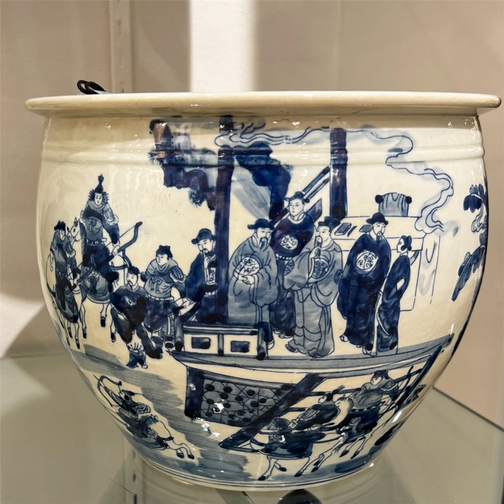 Danny's Fine Porcelain Home Decor Danny's Fine Porcelain Round Planter - Classic Blue & White