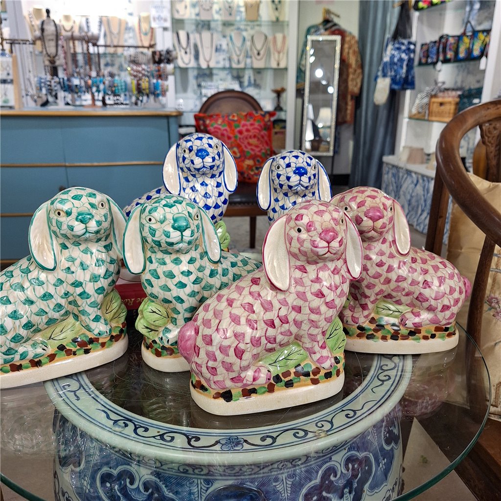 Danny's Fine Porcelain Home Decor Danny's Fine Porcelain Staffordshire Bunny Hares – Blue Fishnet (Pair)