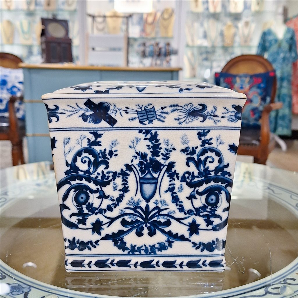 Danny's Fine Porcelain Home Decor Danny's Fine Porcelain Tissue Box-Annette/Azure Casey
