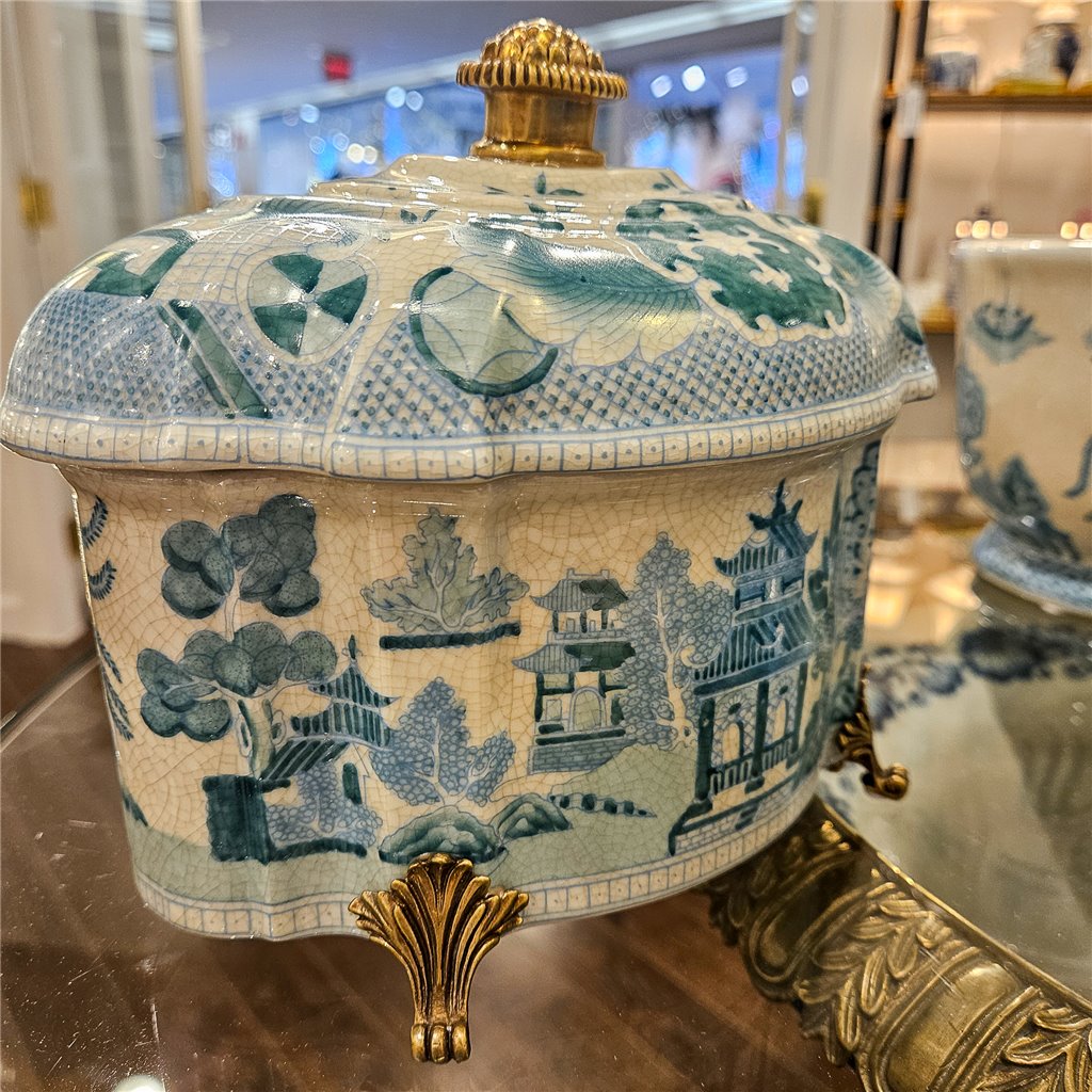Danny's Fine Porcelain Home Decor Danny's Fine Porcelain Turquoise and White Willow Pattern Oval Shape Lidded Box