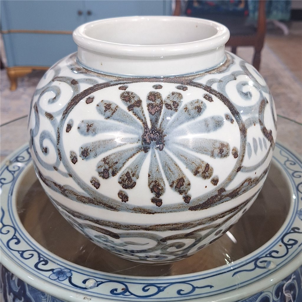 Danny's Fine Porcelain Home Decor Danny's Fine Porcelain Vase - Grey and White
