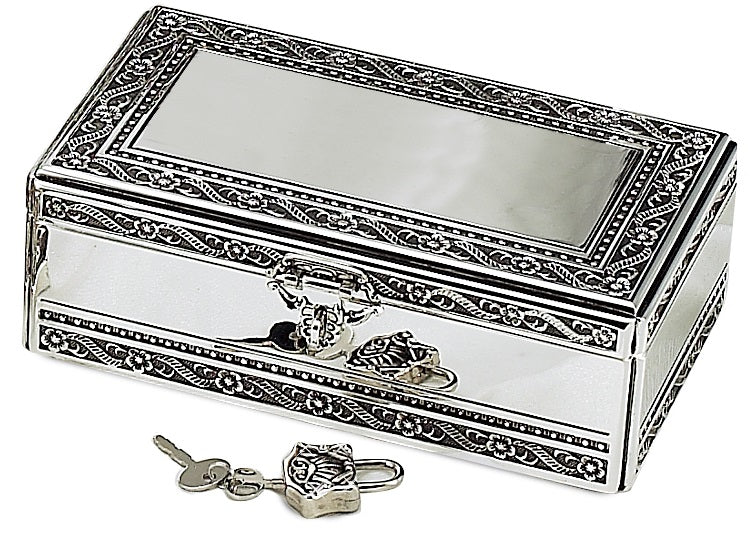 Leeber Giftware Jewelry Box w/Lock, 6" x 4" x 2" H