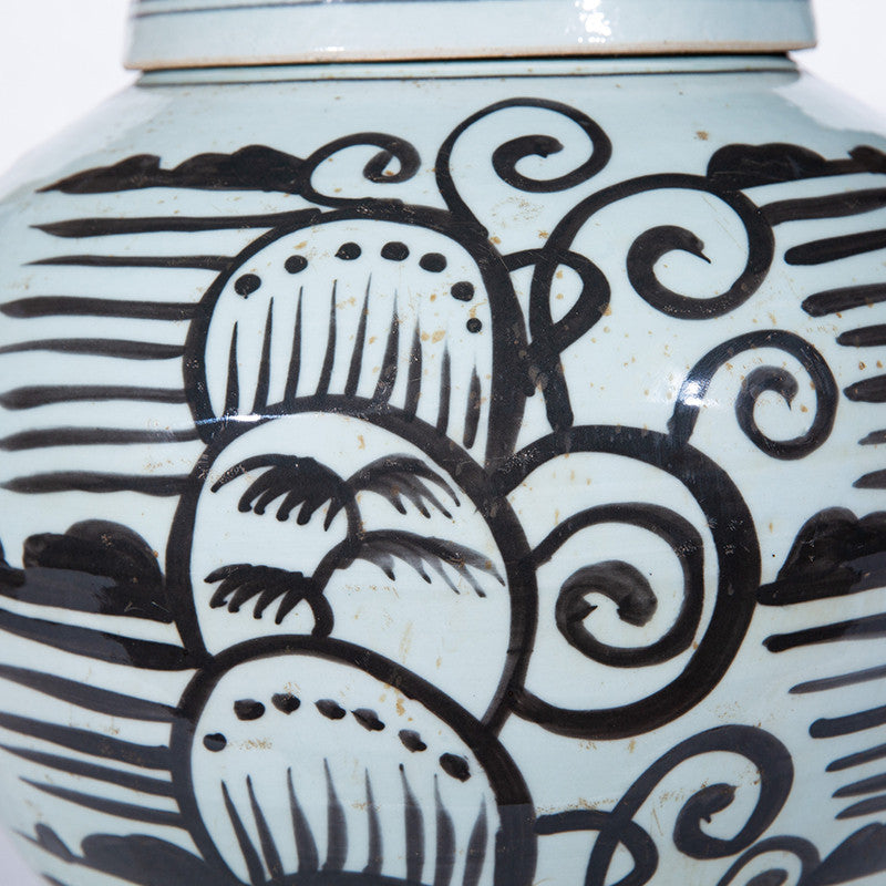 Legend of Asia Home Decor Black Breeze Lion Head Lidded Jar
