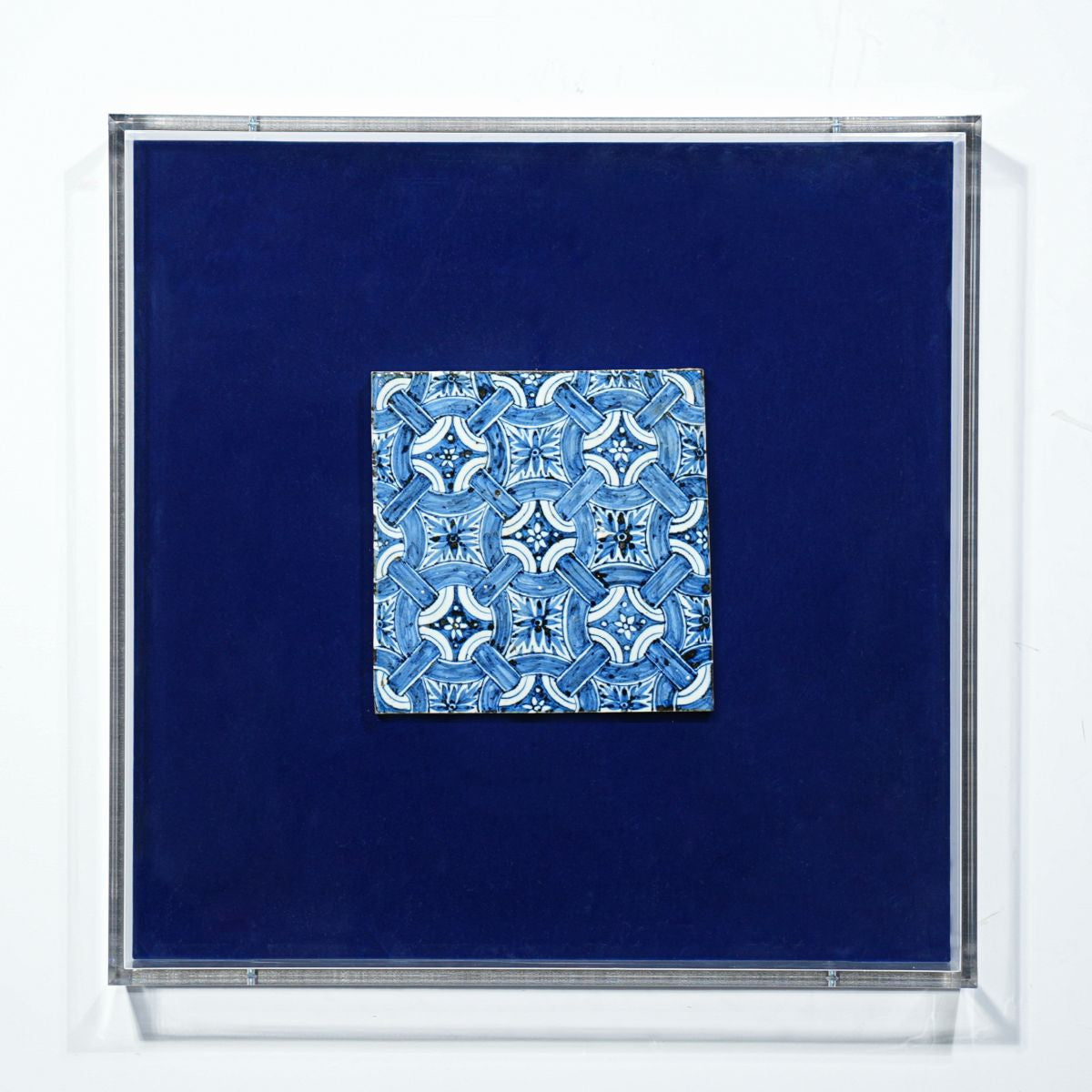 Legend of Asia Home Decor Handpainted Antique Reproduction Porcelain Tile Blue & White Lucky Knots - Acrylic Shadow Box /S06