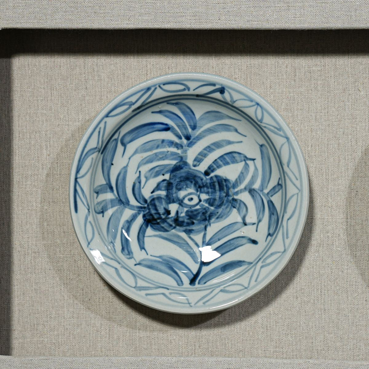 Legend of Asia Home Decor Handpainted Blue & White Porcelain Flower Plates Set of 3 - Wooden Shadow Box /S10