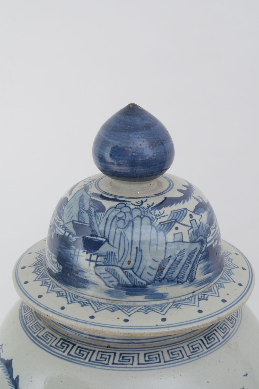 Legend of Asia Home Decor Legend of Asia Large Dynasty Temple Jar Landscape