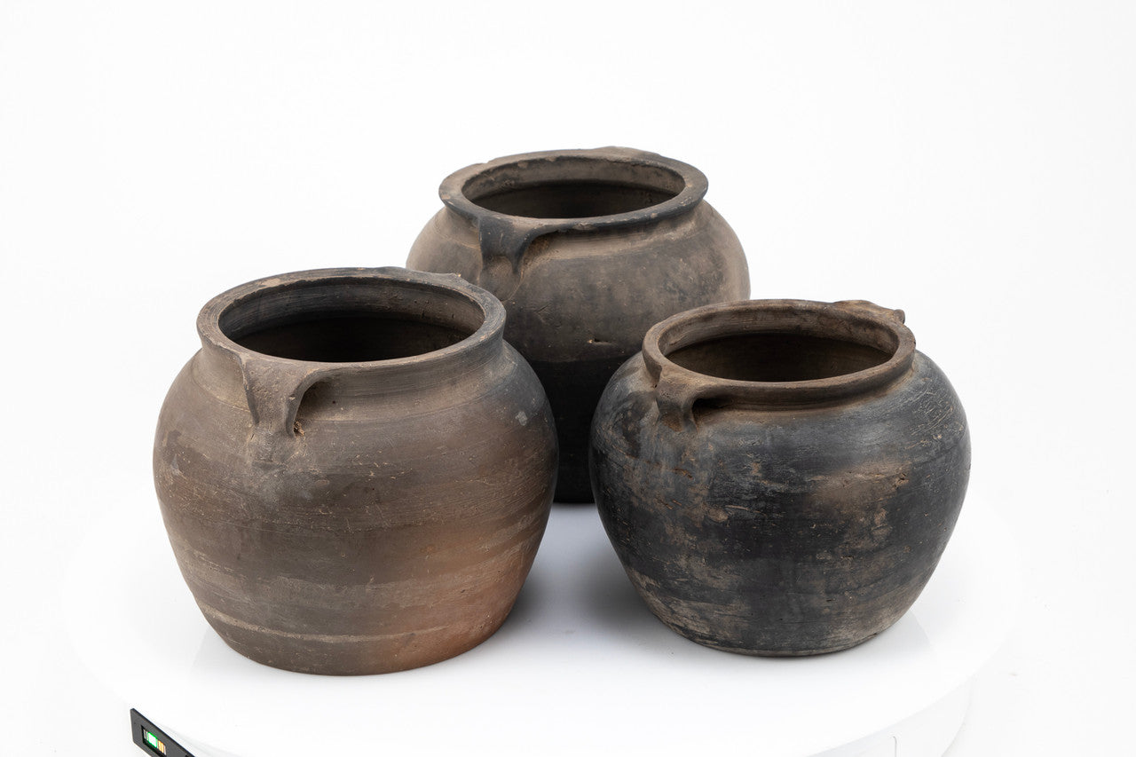 Legend of Asia Home Decor Vintage Pot With Handles - Small