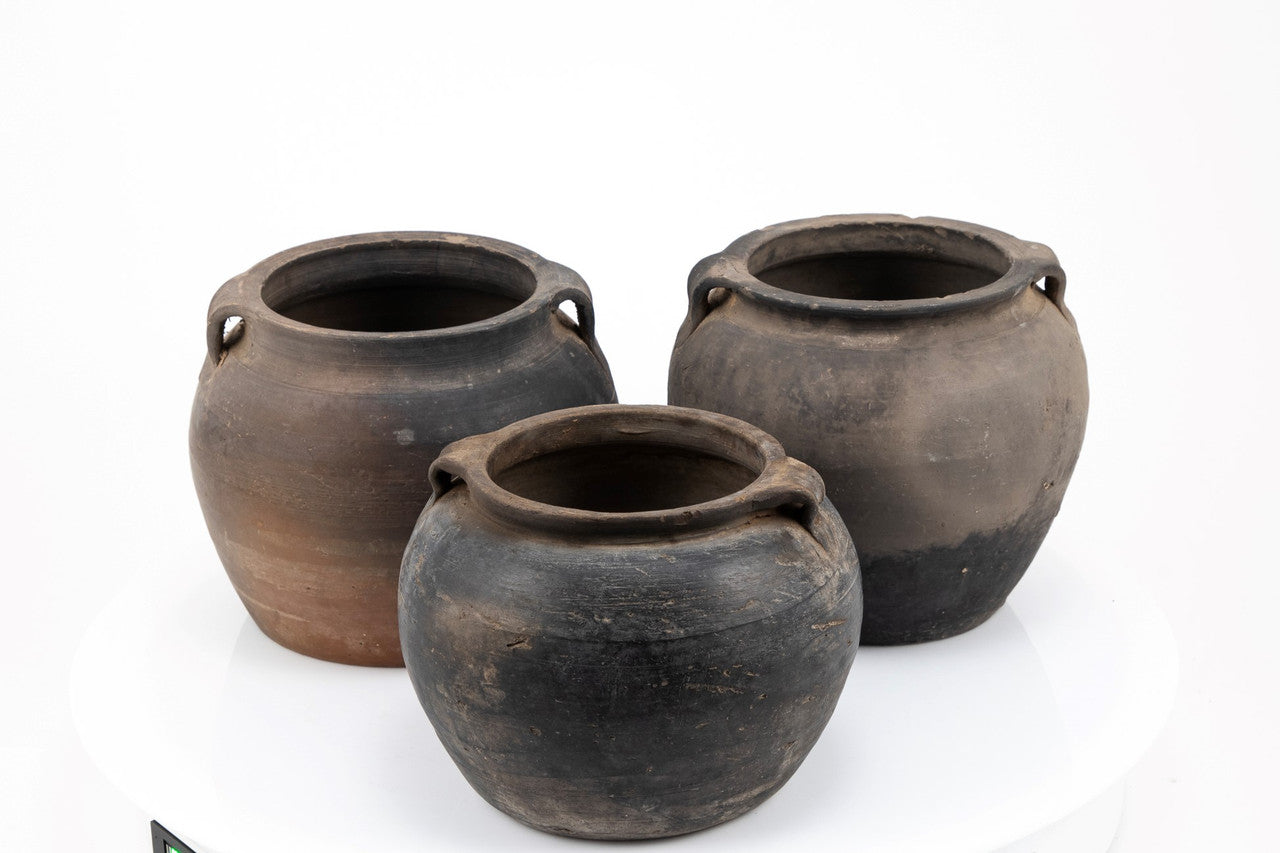 Legend of Asia Home Decor Vintage Pot With Handles - Small