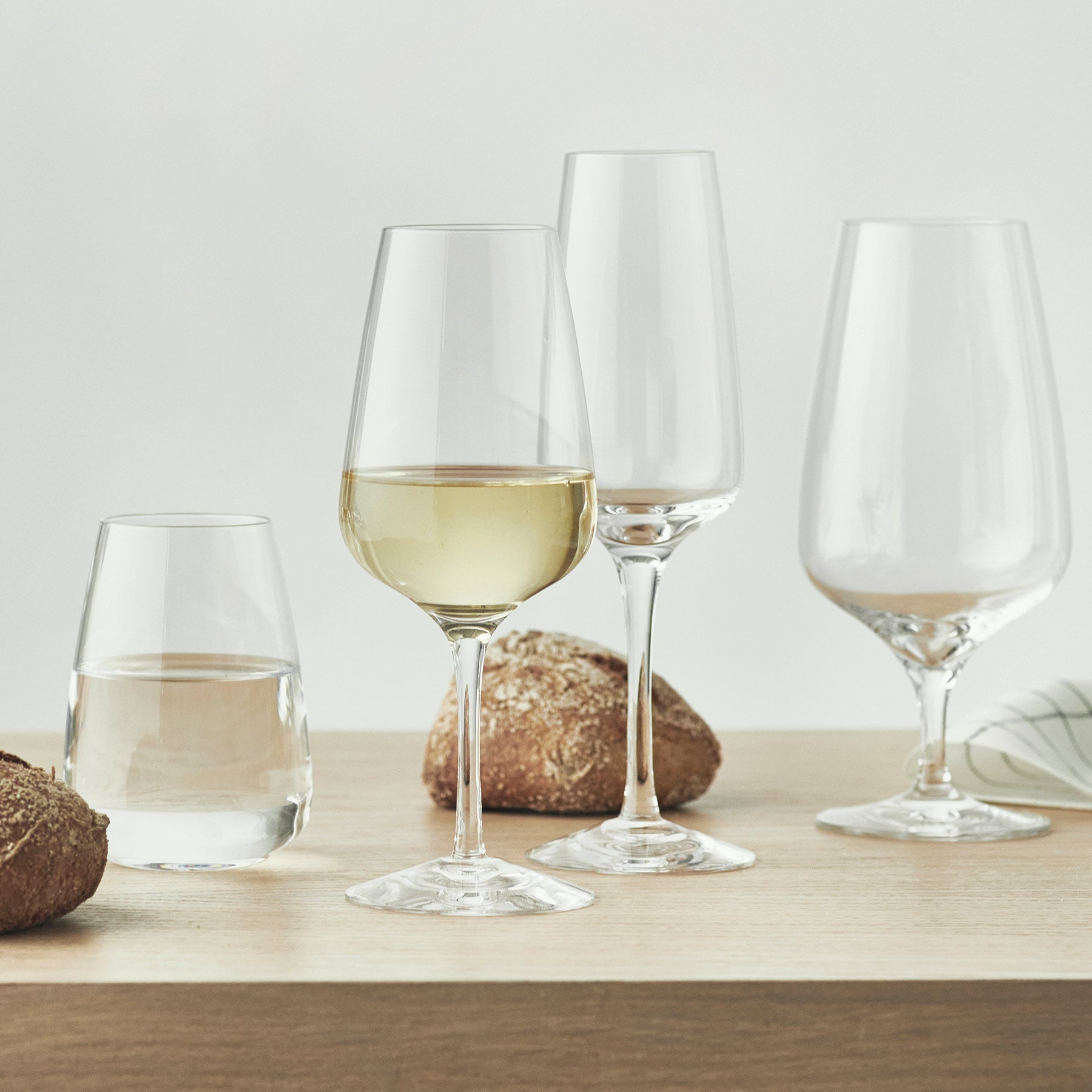 Orrefors Giftware Orrefors Pulse White Wine Set of 2
