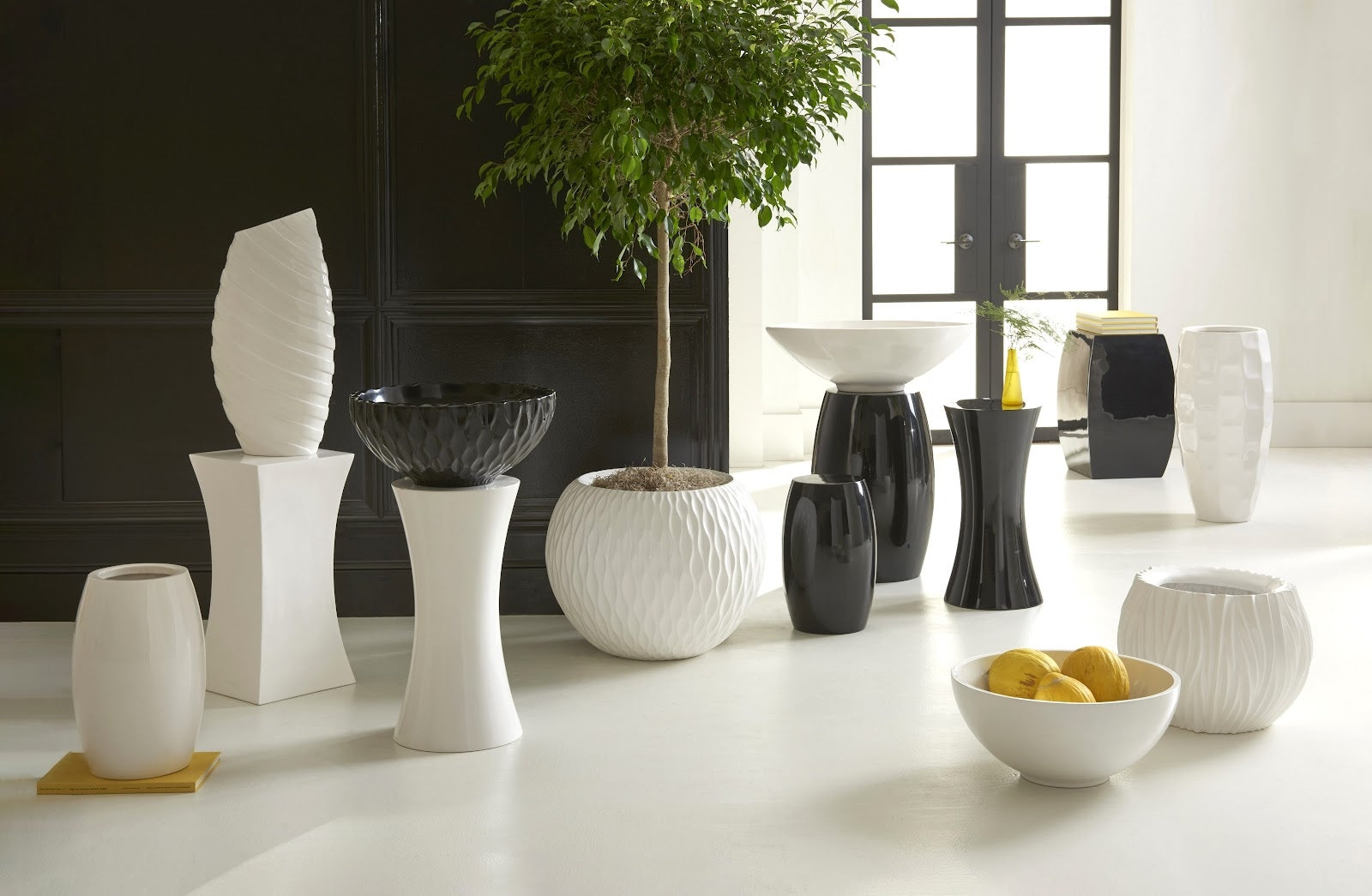 Phillips Collection Home Phillips Collection Ave Pedestal, Gel Coat White