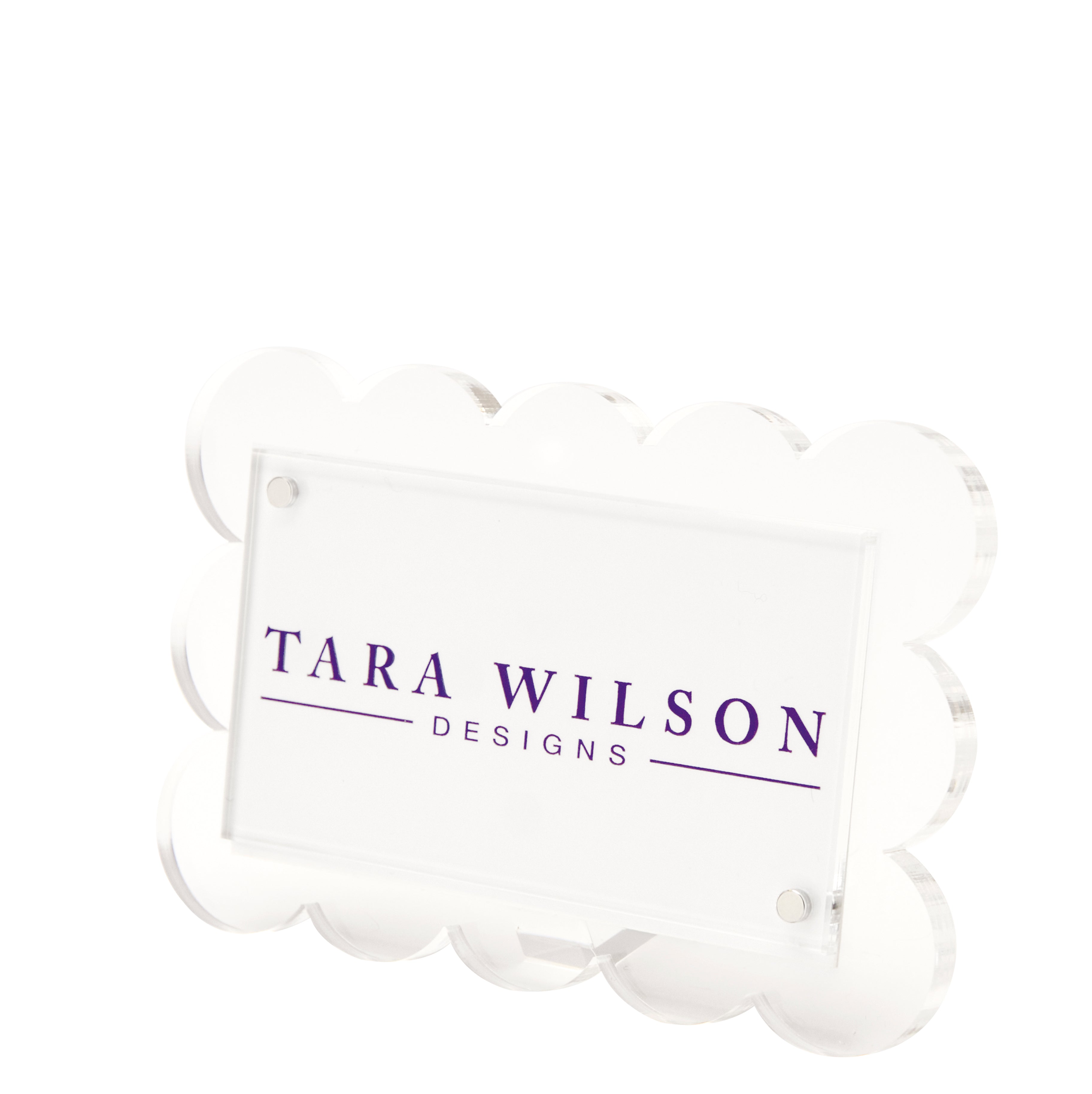 Tara Wilson Designs Giftware Scallop Place Card Holder