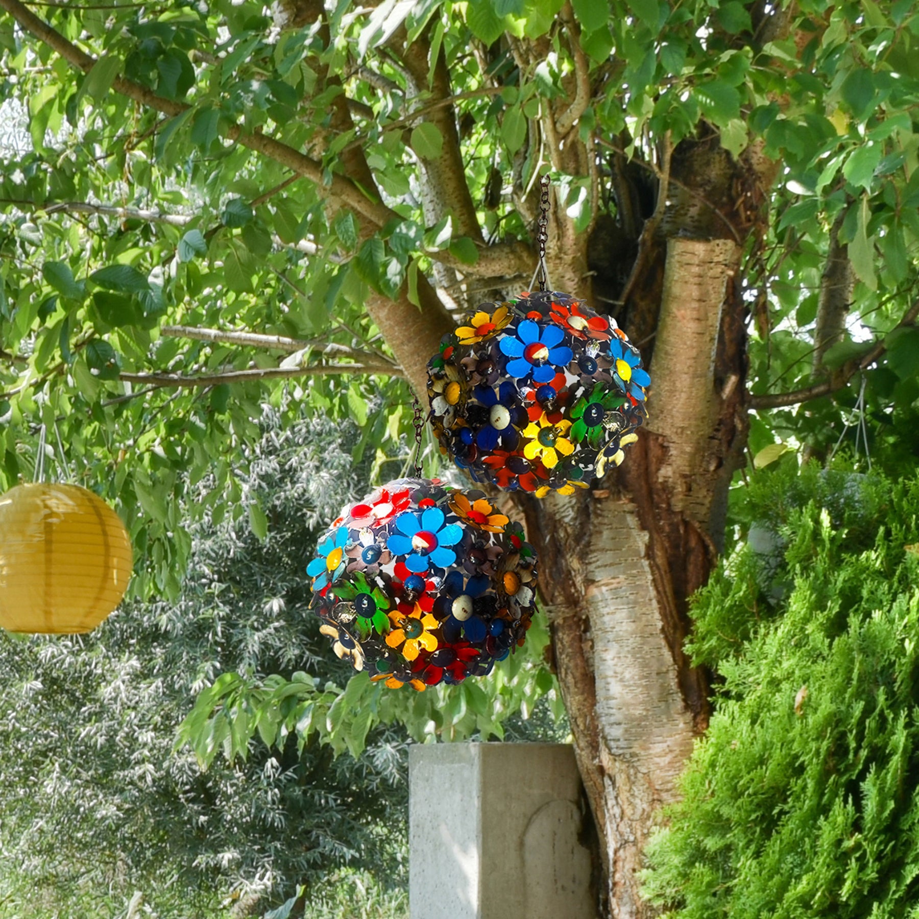 Think Outside Home Decor Think Outside Full Bloom Garden Sphere Mini