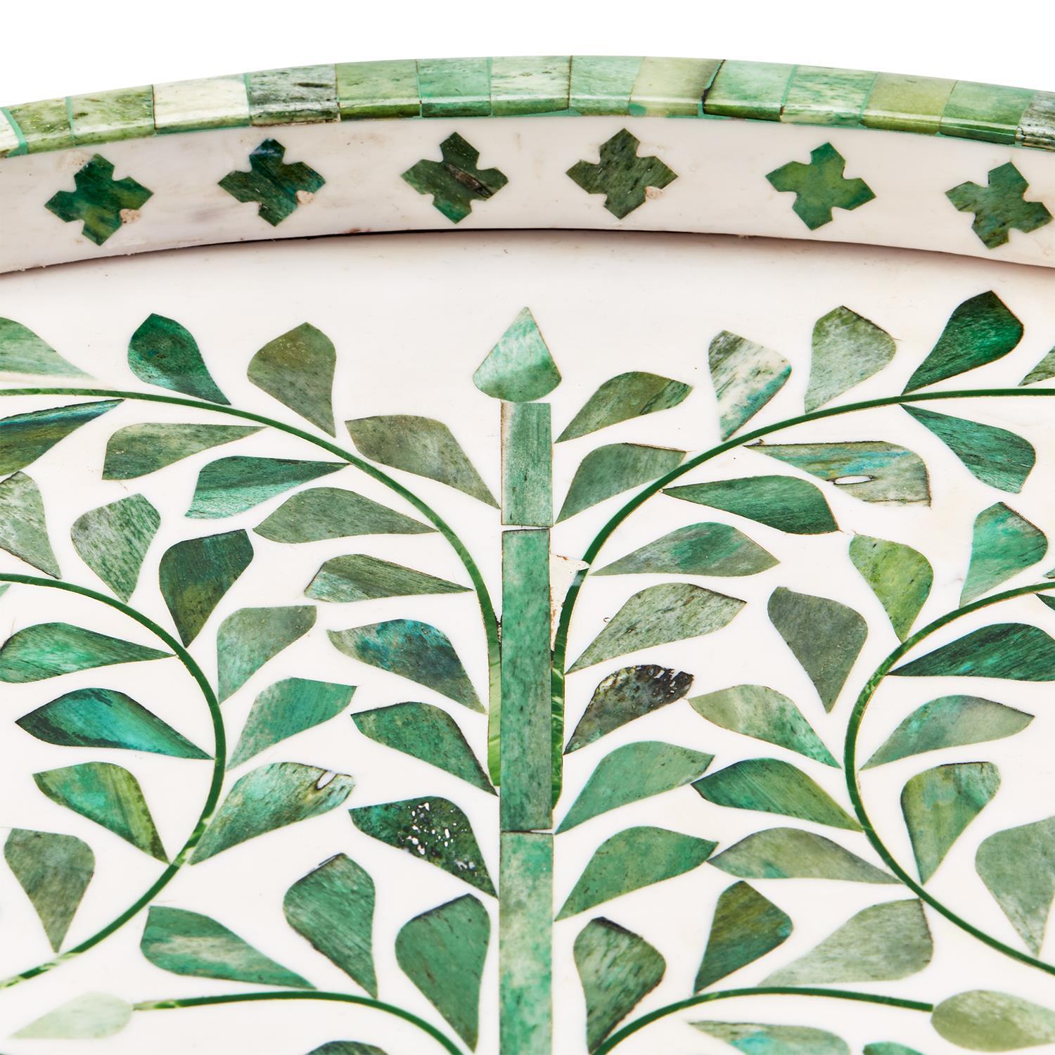 Tozai Home Home Tozai Home Jaipur Palace Green/White Inlaid Decorative Round Serving Tray