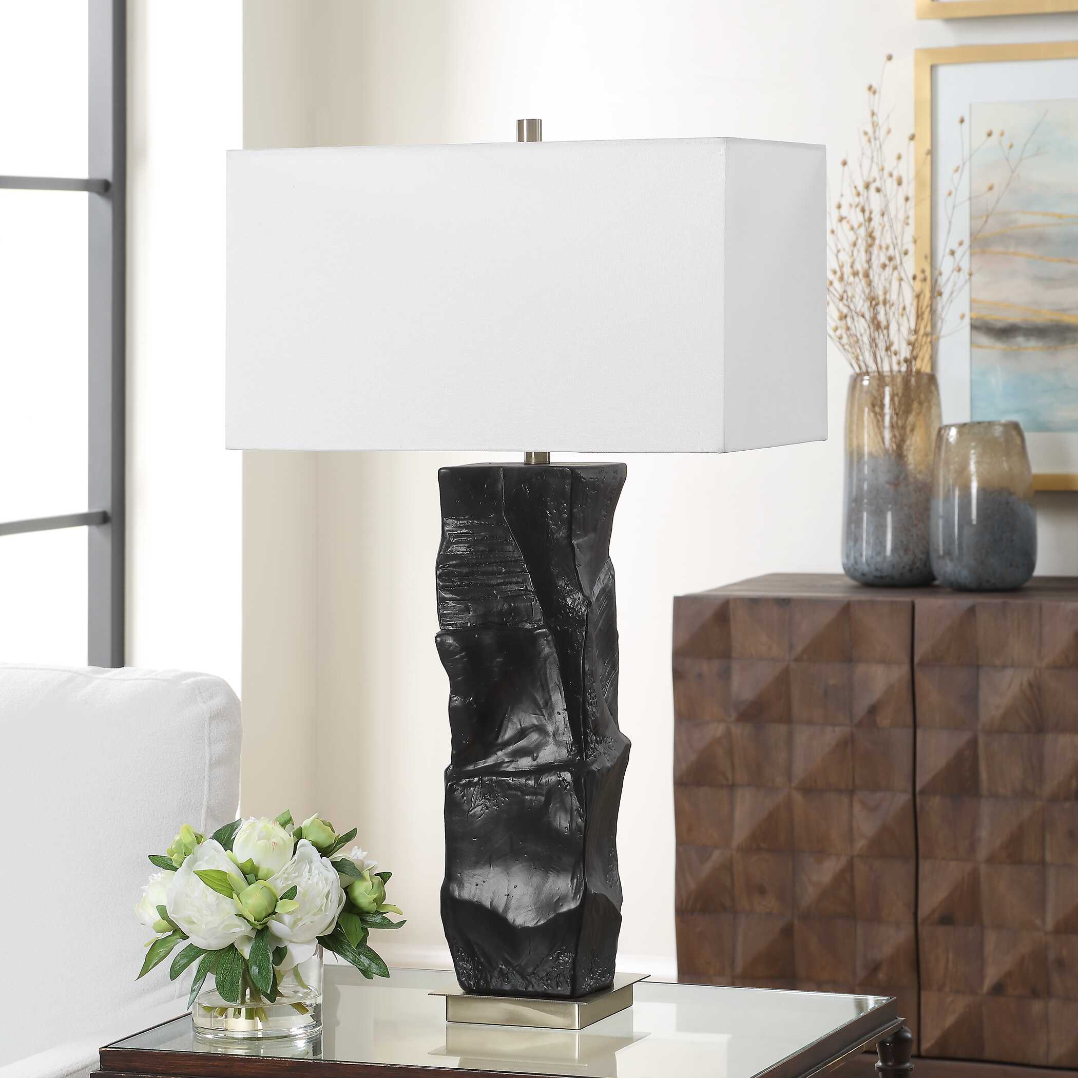 Uttermost Uttermost Altaria Black Table Lamp