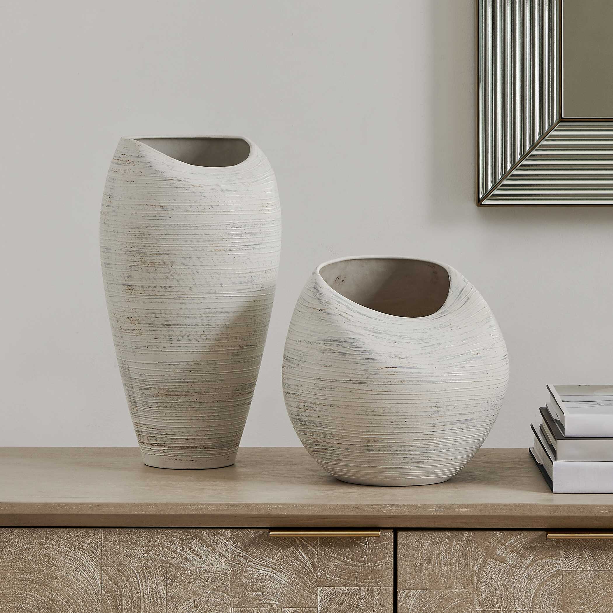 Uttermost Uttermost Inara Indoor-Outdoor White Vases Set/2